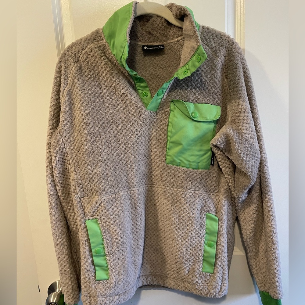 Cotopaxi Soft Gray Fleece Pullover